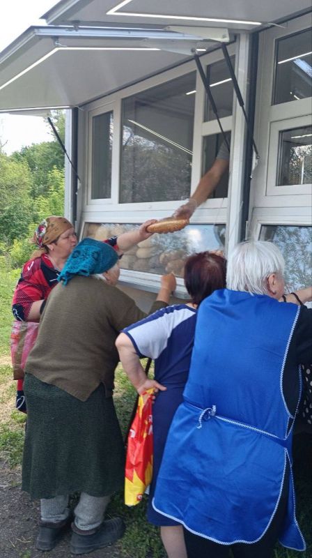 Зинаида Наден: Партийный контроль в Краснолучском муниципальном округе: снабжение удаленных населенных пунктов товарами первой необходимости Зинаида Наден: Партийный контроль в Краснолучском муниципальном округе: снабжение удаленных населенных пунктов товарами первой необходимости