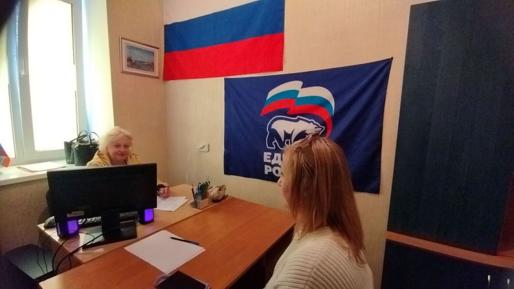 Депутаты Совета городского округа муниципальное образование городской округ город Лисичанск Луганской Народной Республики продолжают приемы граждан Депутаты Совета городского округа муниципальное образование городской округ город Лисичанск Луганской Народной Республики продолжают приемы граждан