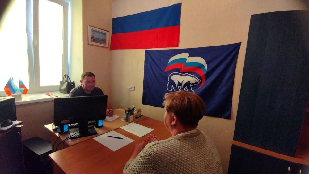 Депутаты Совета городского округа муниципальное образование городской округ город Лисичанск Луганской Народной Республики продолжают приемы граждан Депутаты Совета городского округа муниципальное образование городской округ город Лисичанск Луганской Народной Республики продолжают приемы граждан
