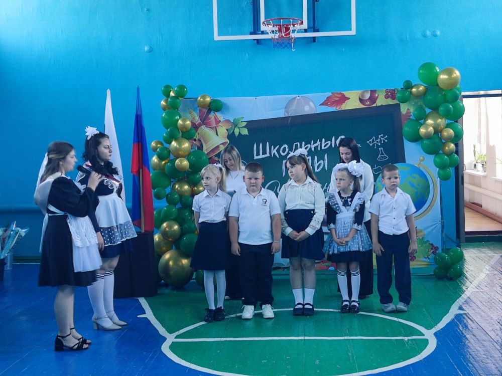 Последний звонок в Великосуходольском УВК № 23: Праздник окончания учебного года Последний звонок в Великосуходольском УВК № 23: Праздник окончания учебного года