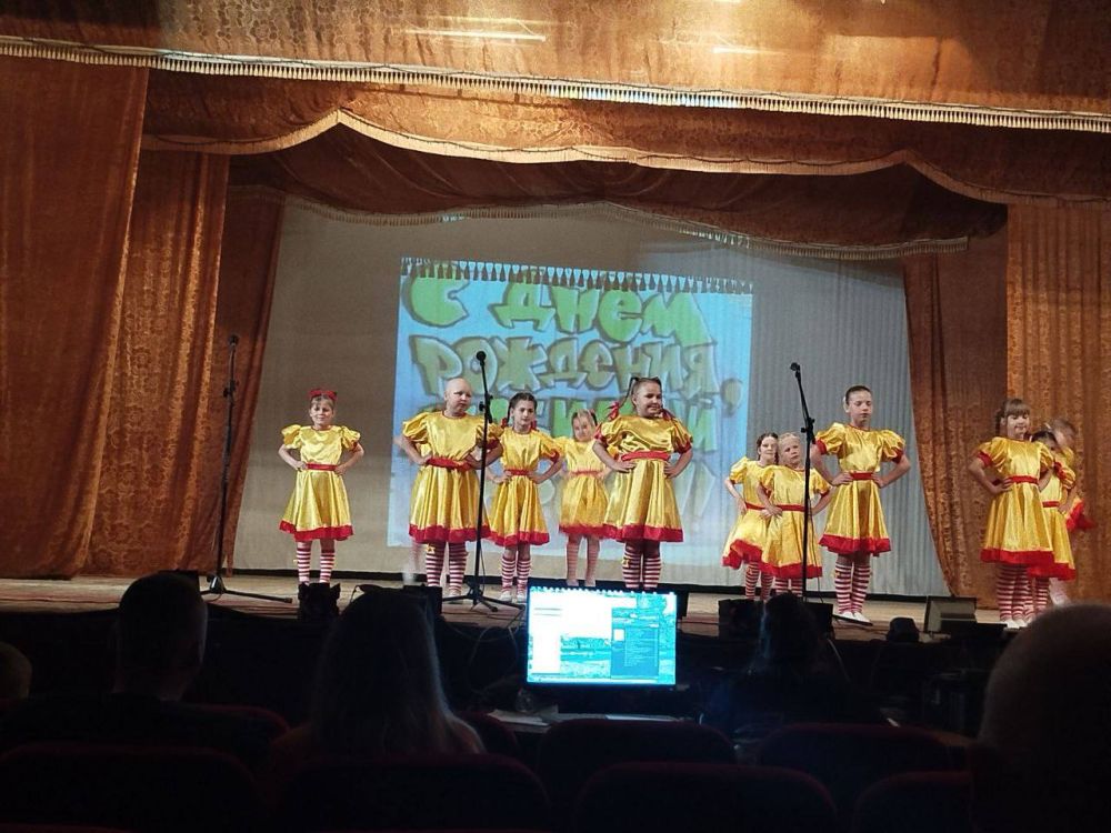 В ГОРОДЕ ПЕТРОВСКОЕ ПРОШЕЛ ПРАЗДНИЧНЫЙ КОНЦЕРТ, ПОСВЯЩЕННЫЙ ДНЮ ГОРОДА В ГОРОДЕ ПЕТРОВСКОЕ ПРОШЕЛ ПРАЗДНИЧНЫЙ КОНЦЕРТ, ПОСВЯЩЕННЫЙ ДНЮ ГОРОДА