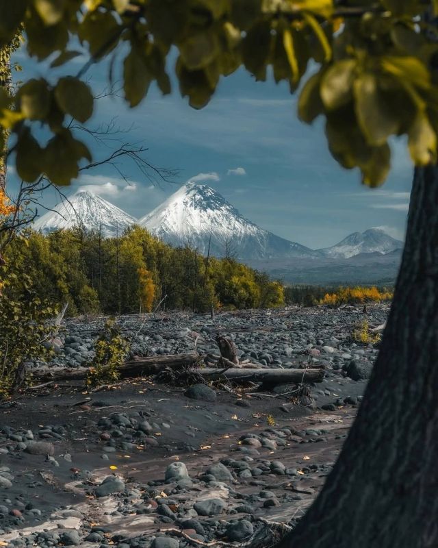 Добро пожаловать на Камчатку — край вулканов и захватывающих приключений! Добро пожаловать на Камчатку — край вулканов и захватывающих приключений!