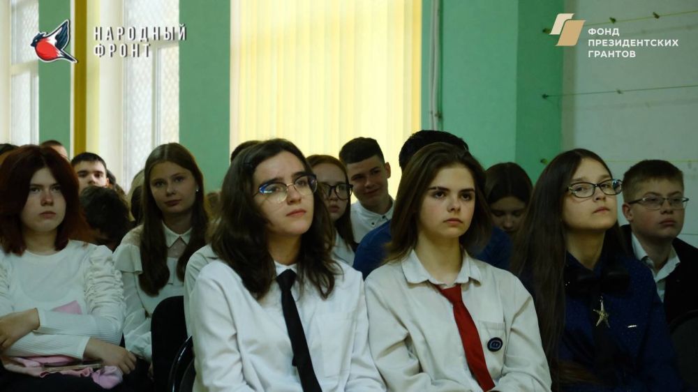 На днях Молодёжки Народного фронта провели агитационную работу в На днях Молодёжки Народного фронта провели агитационную работу в
