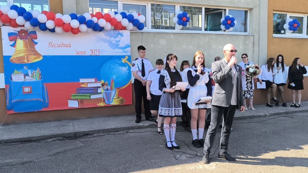 Напутствие выпускникам от ветеранов боевых действий Напутствие выпускникам от ветеранов боевых действий