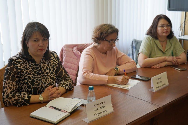 Проведено заседание Комиссии по делам несовершеннолетних и защите их прав Проведено заседание Комиссии по делам несовершеннолетних и защите их прав