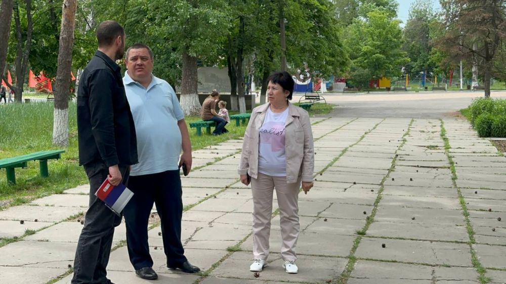 Сегодня Глава городского округа с рабочим визитом посетил городской Парк культуры и отдыха им. Героев Сегодня Глава городского округа с рабочим визитом посетил городской Парк культуры и отдыха им. Героев