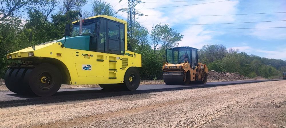 Работы по ремонту участка автомобильной дороги 43ОП РЗ43К-16 «Ровеньки-Антрацит» выполнены на 55 процентов Работы по ремонту участка автомобильной дороги 43ОП РЗ43К-16 «Ровеньки-Антрацит» выполнены на 55 процентов