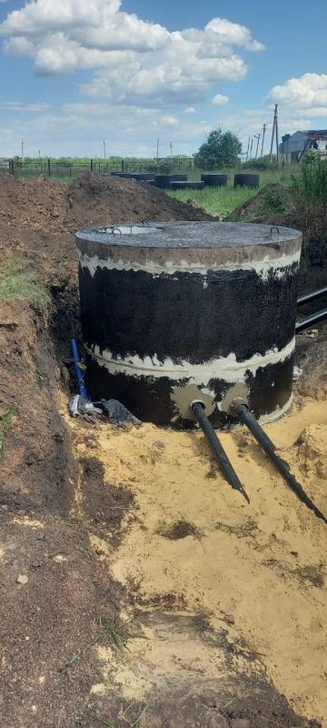 Альберт Зинченко: В п. Казачий продолжается модернизация системы водоснабжения Альберт Зинченко: В п. Казачий продолжается модернизация системы водоснабжения