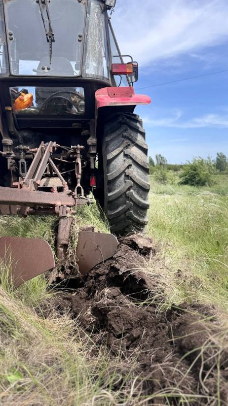 В пгт Дзержинский сотрудники отдела жизнеобеспечения пгт Дзержинский провели активную работу с индивидуальными предпринимателями по соблюдению требований особого противопожарного режима, действующего на территории Луганской... В пгт Дзержинский сотрудники отдела жизнеобеспечения пгт Дзержинский провели активную работу с индивидуальными предпринимателями по соблюдению требований особого противопожарного режима, действующего на территории Луганской...