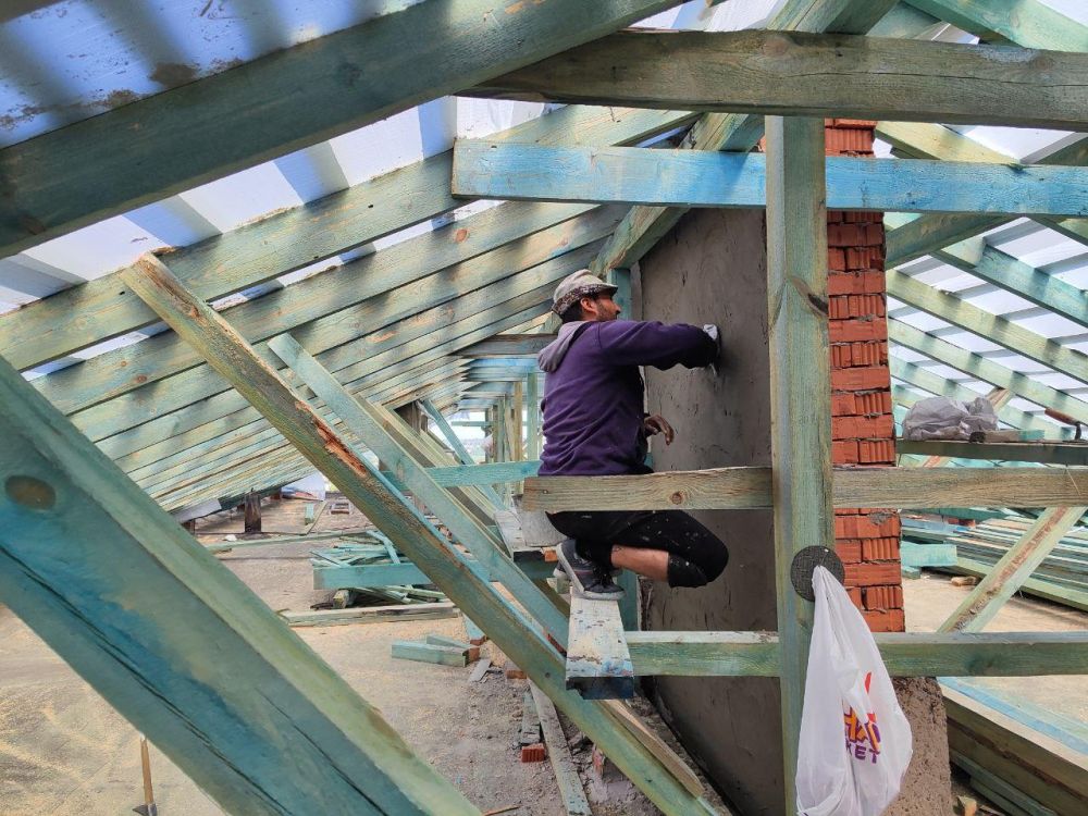 Специалисты из Брянской области продолжают ремонтные работы на подшефной территории в рамках реализации Специального инфраструктурного проекта Специалисты из Брянской области продолжают ремонтные работы на подшефной территории в рамках реализации Специального инфраструктурного проекта
