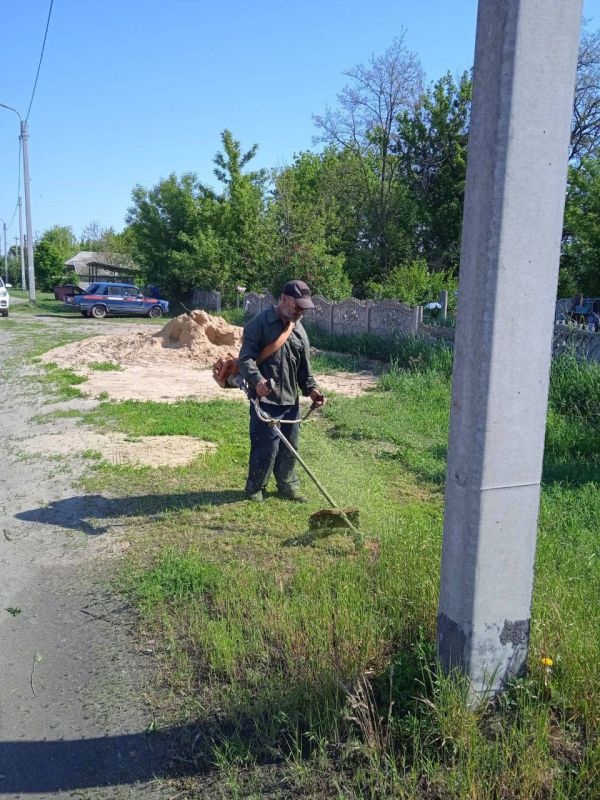 28.05.2025 Петровский отдел жизнеобеспечения провел информационно-разъяснительную работу с населением о пожарной безопасности 28.05.2025 Петровский отдел жизнеобеспечения провел информационно-разъяснительную работу с населением о пожарной безопасности