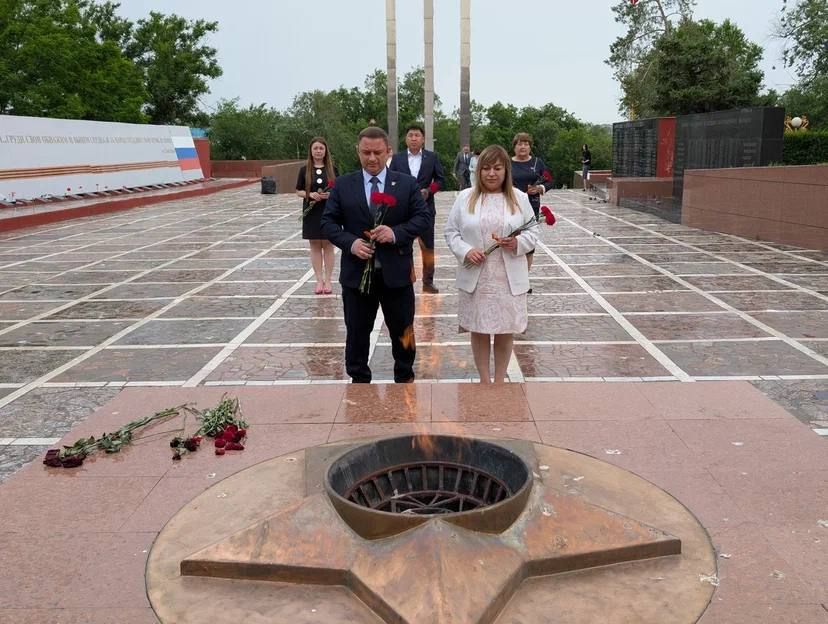 Виктория Сошина: В составе делегации Антрацитовского муниципального округа прибыла с рабочим визитом в братскую Республику Калмыкия Виктория Сошина: В составе делегации Антрацитовского муниципального округа прибыла с рабочим визитом в братскую Республику Калмыкия