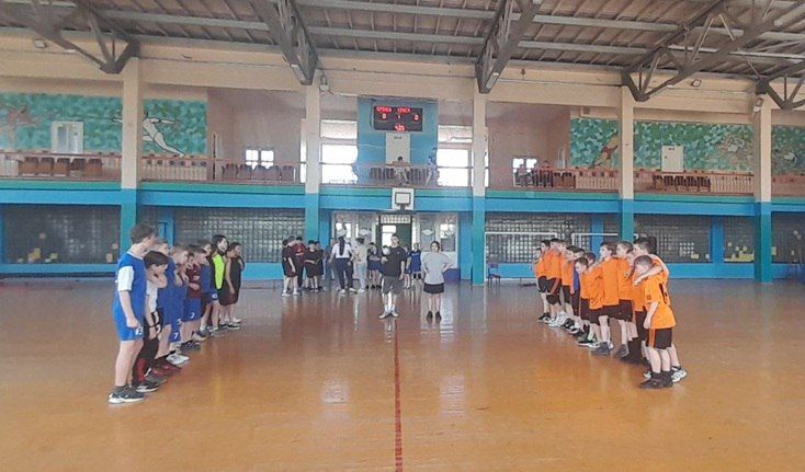 Спортсмены из Краснодона стали призерами турнира по гандболу в Брянке Спортсмены из Краснодона стали призерами турнира по гандболу в Брянке