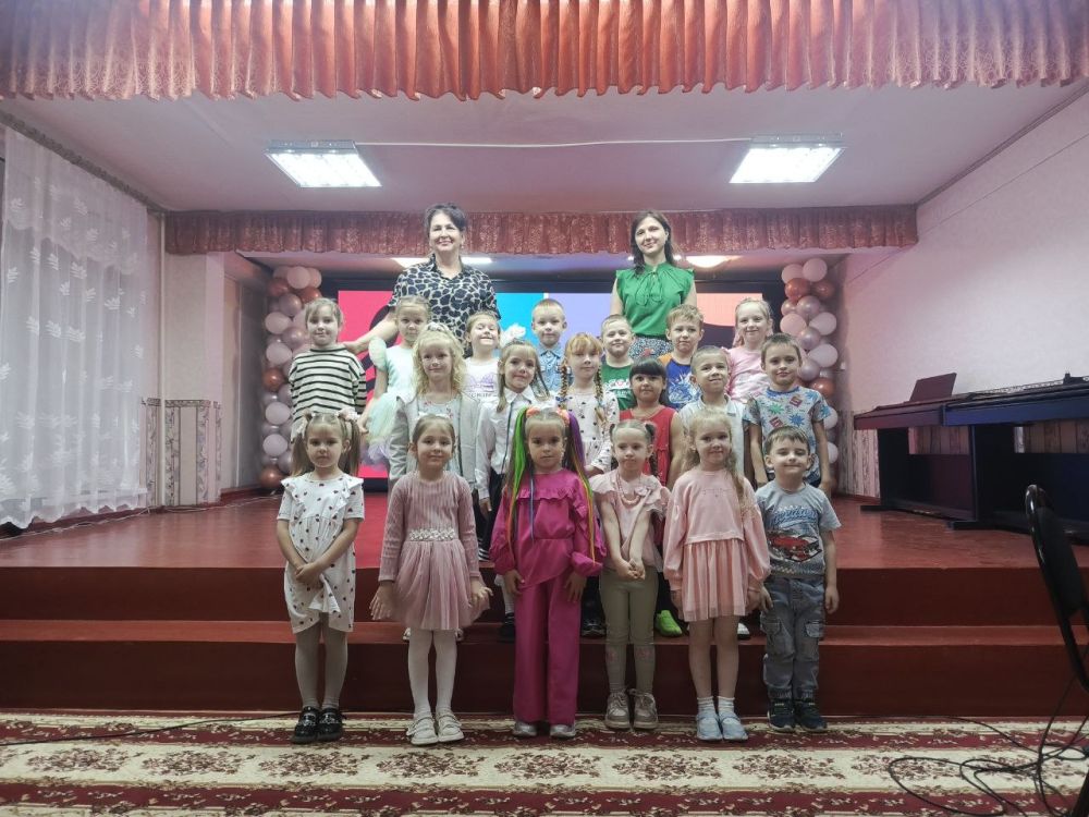 Воспитанники детского сада «Сказка» побывали на экскурсии в Детской школе искусств №5