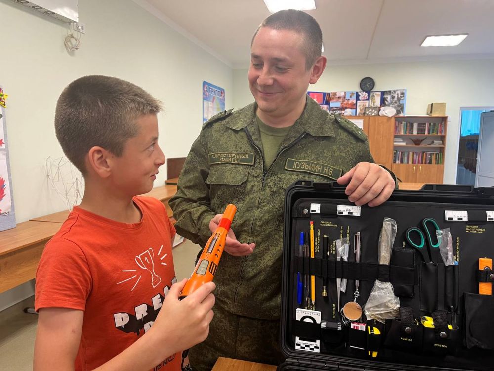 В первый день долгожданного лета следователи СК организовали открытый урок для юных жителей республики В первый день долгожданного лета следователи СК организовали открытый урок для юных жителей республики