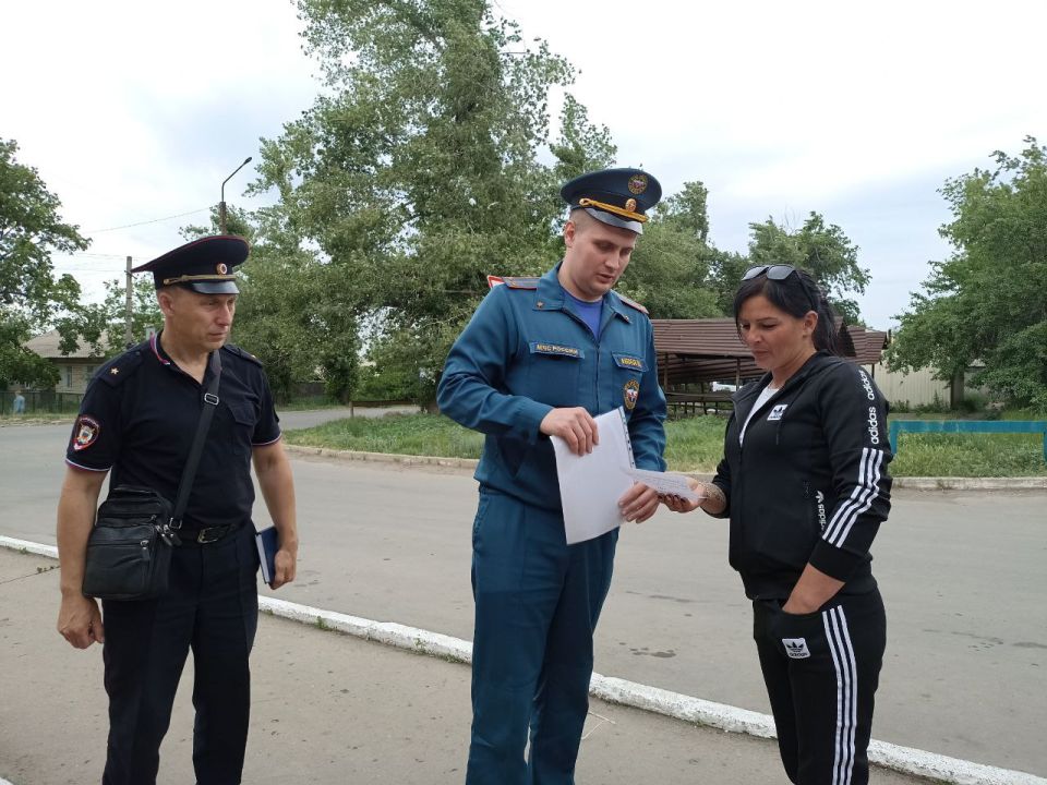 В период особого противопожарного режима для жителей Красного Луча проведён профилактический рейд В период особого противопожарного режима для жителей Красного Луча проведён профилактический рейд