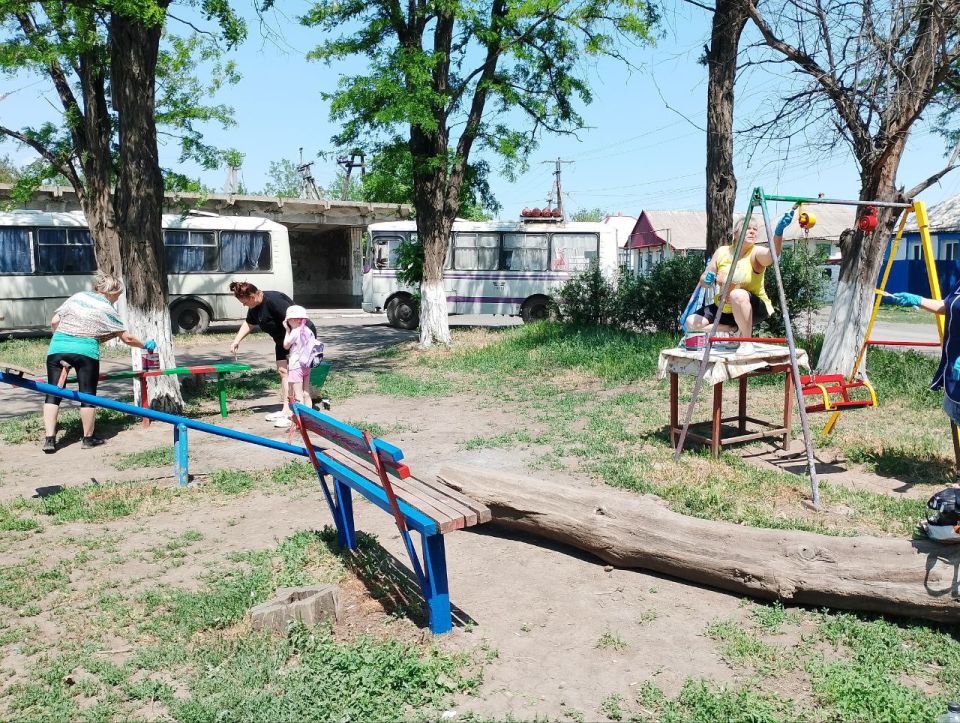 Акция «Яркое детство» в поселке Есауловка — вместе делаем мир ярче! Акция «Яркое детство» в поселке Есауловка — вместе делаем мир ярче!