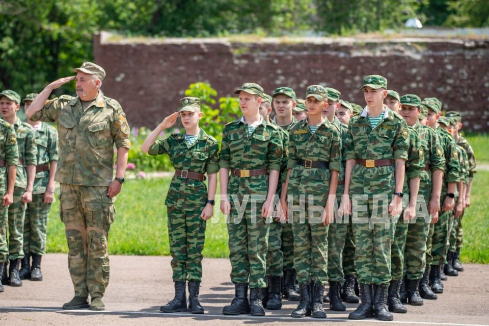 В Республиканском казачьем кадетском корпусе имени маршала авиации Александра Ефимова прошло открытие военно-спортивных сборов для обучающихся 5 – 8 и 10 классов В Республиканском казачьем кадетском корпусе имени маршала авиации Александра Ефимова прошло открытие военно-спортивных сборов для обучающихся 5 – 8 и 10 классов