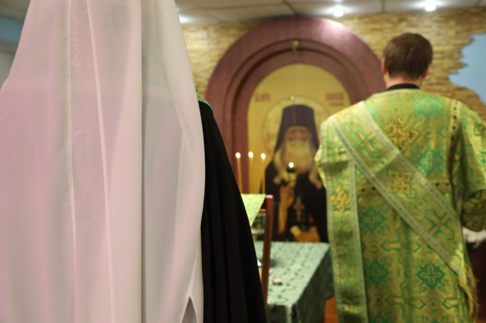 Митрополит Луганский и Алчевский Пантелеимон освятил икону преподобного Пимена Угрешского в УФСИН России по Луганской Народной Республике Митрополит Луганский и Алчевский Пантелеимон освятил икону преподобного Пимена Угрешского в УФСИН России по Луганской Народной Республике