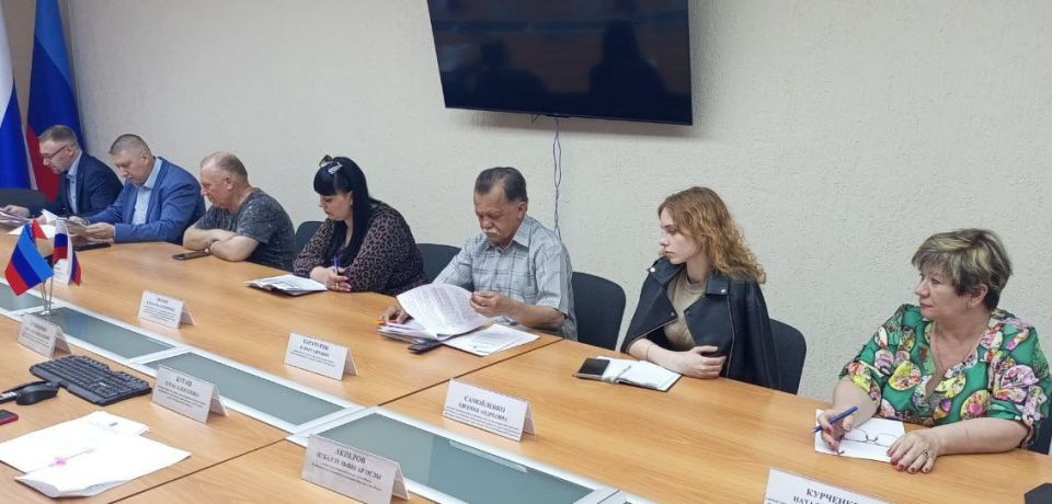 Живем и работаем вместе – невзирая на различия Живем и работаем вместе – невзирая на различия