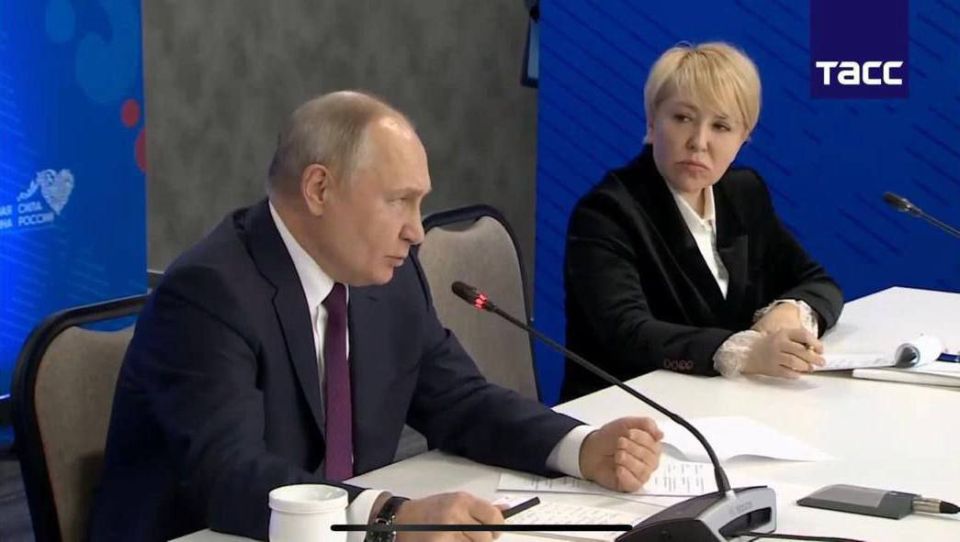 В Доме молодежи состоялась торжественная церемония награждения победителей региональных и всероссийский конкурсов и олимпиад - "Триумф победителей 2025" В Доме молодежи состоялась торжественная церемония награждения победителей региональных и всероссийский конкурсов и олимпиад - "Триумф победителей 2025"