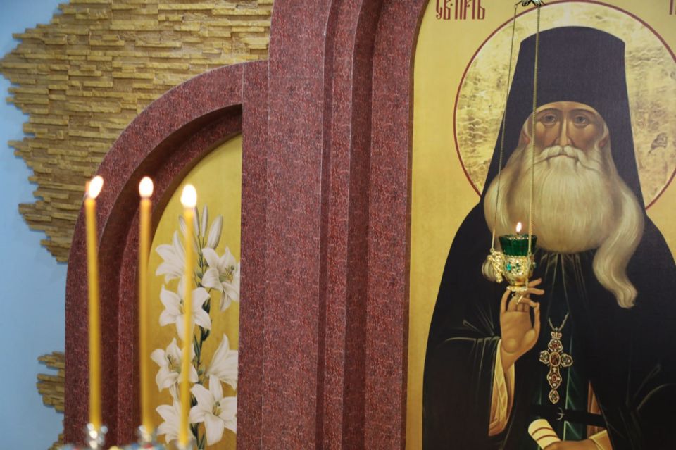 Митрополит Луганский и Алчевский Пантелеимон освятил икону преподобного Пимена Угрешского в УФСИН России по Луганской Народной Республике Митрополит Луганский и Алчевский Пантелеимон освятил икону преподобного Пимена Угрешского в УФСИН России по Луганской Народной Республике