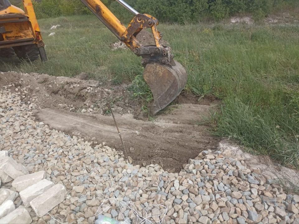 Продолжается реконструкция дороги «Беловодск — Брусовка» Продолжается реконструкция дороги «Беловодск — Брусовка»