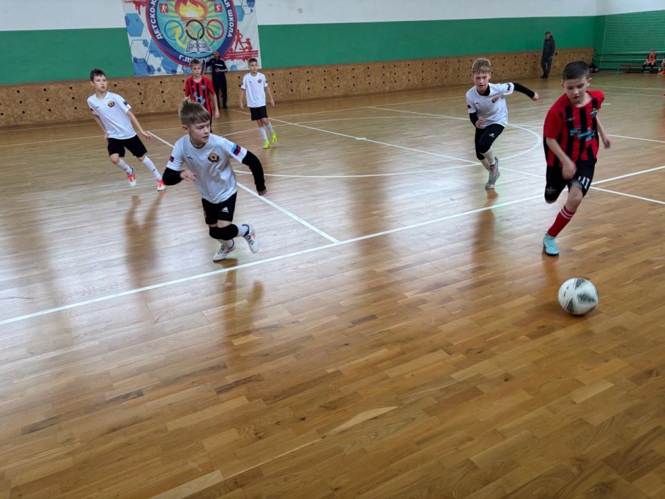 Спорт наш - сила!. Тренировка в спорте – это важный этап подготовки к соревнованиям и достижению высоких результатов Спорт наш - сила!. Тренировка в спорте – это важный этап подготовки к соревнованиям и достижению высоких результатов