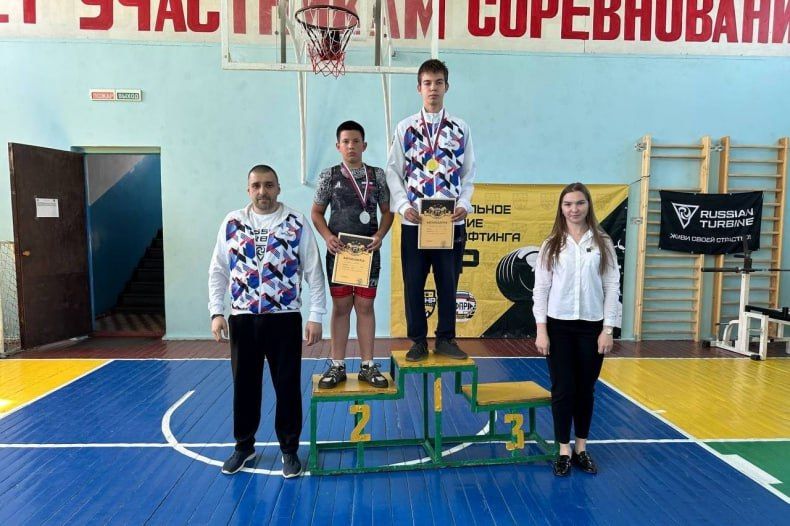 Турнир ЛНР по жиму классическому прошел в Свердловском муниципальном округе Турнир ЛНР по жиму классическому прошел в Свердловском муниципальном округе