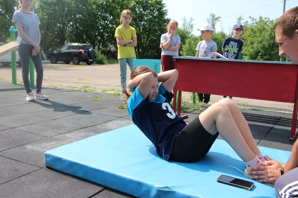 Юные атлеты Меловщины отметили День защиты детей на стадионе "Строитель" Юные атлеты Меловщины отметили День защиты детей на стадионе "Строитель"