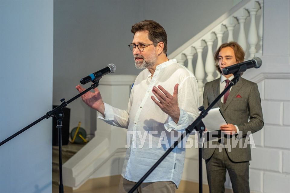 В академии М. Матусовского состоялось открытие Всероссийского молодежного патриотического конкурса-пленэра «Место силы» В академии М. Матусовского состоялось открытие Всероссийского молодежного патриотического конкурса-пленэра «Место силы»