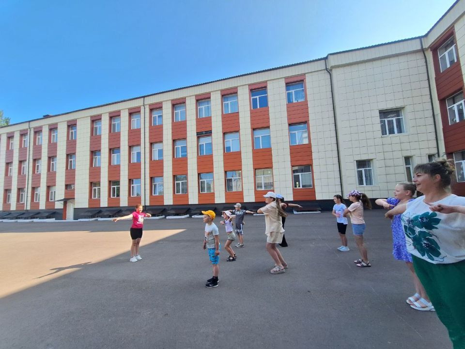 Летние каникулы — это не только время отдыха, но и отличная возможность для физической активности и поддержки здоровья Летние каникулы — это не только время отдыха, но и отличная возможность для физической активности и поддержки здоровья