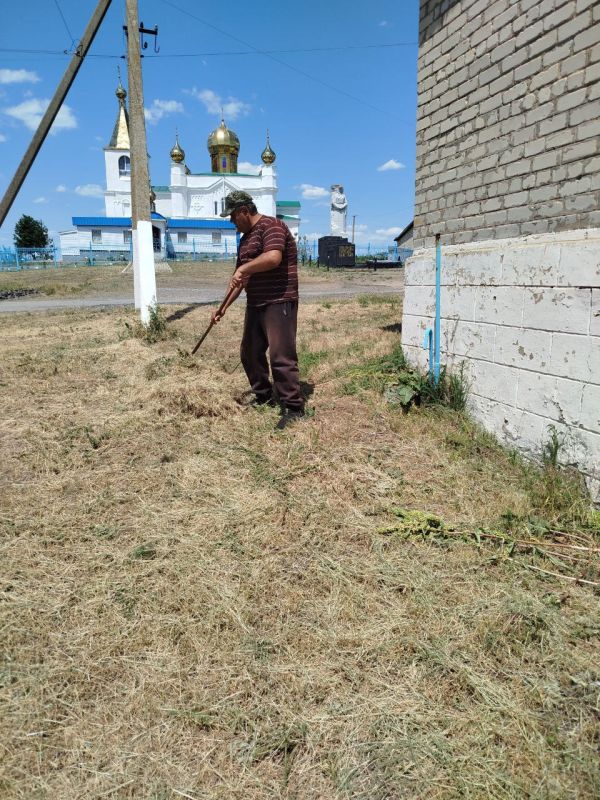 Благоустройство территорий отделов жизнеобеспечений продолжаются Благоустройство территорий отделов жизнеобеспечений продолжаются