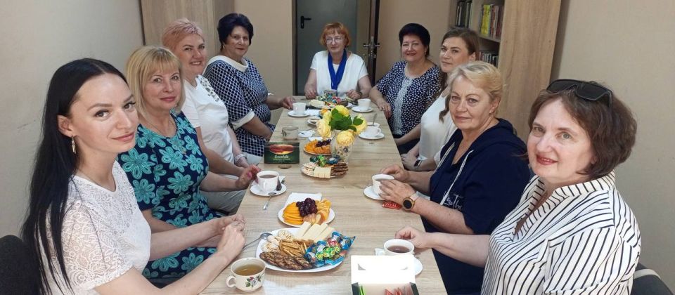На базе клиентской службы Социального фонда России в городе Алчевске состоялось торжественное открытие Центра общения старшего поколения На базе клиентской службы Социального фонда России в городе Алчевске состоялось торжественное открытие Центра общения старшего поколения