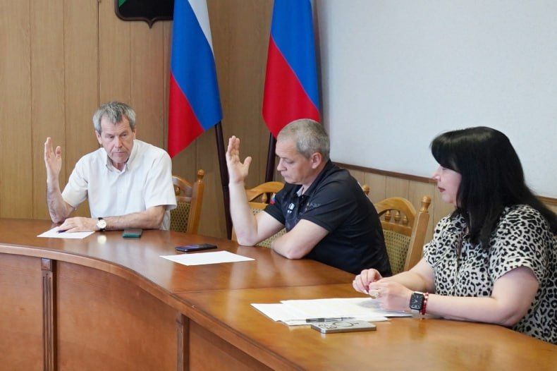 Заседание постоянной комиссии Совета депутатов по социальной политике, делам молодежи Заседание постоянной комиссии Совета депутатов по социальной политике, делам молодежи