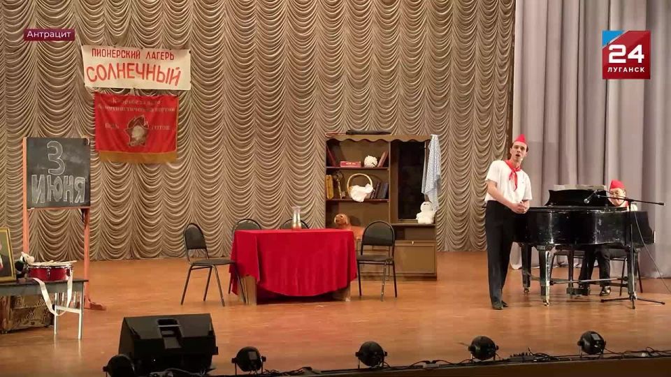 Артисты из Ставрополья выступили в Антрацитовском ДК