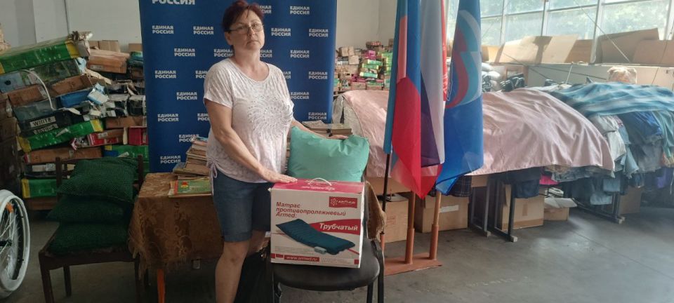 «Единая Россия» в Рубежном продолжает оказывать помощь маломобильным жителям города «Единая Россия» в Рубежном продолжает оказывать помощь маломобильным жителям города
