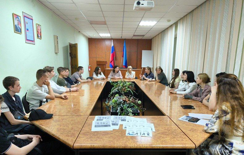 Ярмарка вакансий учебных рабочих мест в Краснодонском муниципальном округе Ярмарка вакансий учебных рабочих мест в Краснодонском муниципальном округе