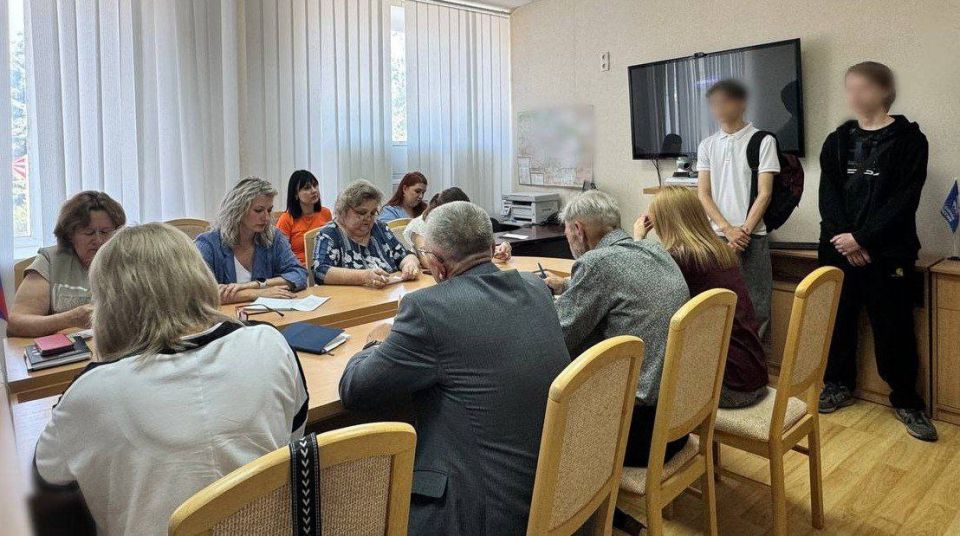 Джан Погодин-Новиков: 3 июня провёл приём граждан Джан Погодин-Новиков: 3 июня провёл приём граждан