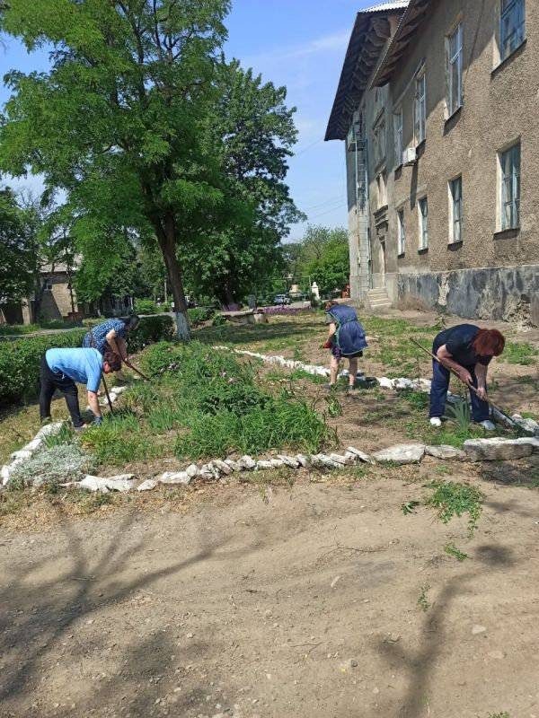 Во Дворце культуры им. Горького пгт Крепенский прошла экологическая акция «Чистота спасет мир» посвященная Всемирному дню окружающей среды Во Дворце культуры им. Горького пгт Крепенский прошла экологическая акция «Чистота спасет мир» посвященная Всемирному дню окружающей среды