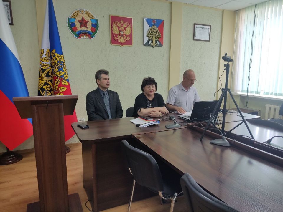 Представители управления архитектуры, градостроительства и земельных отношений, управления экономики и коммунальной собственности, юридического отдела Администрации городского округа приняли участие в совещании в... Представители управления архитектуры, градостроительства и земельных отношений, управления экономики и коммунальной собственности, юридического отдела Администрации городского округа приняли участие в совещании в...