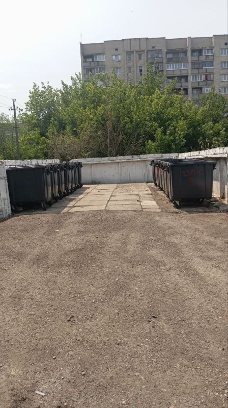 Виктория Сергеева: Коммунальщики в действии. В Кировске продолжается покос травы, спил и обрезка аварийных деревьев, а также уборка территории Виктория Сергеева: Коммунальщики в действии. В Кировске продолжается покос травы, спил и обрезка аварийных деревьев, а также уборка территории
