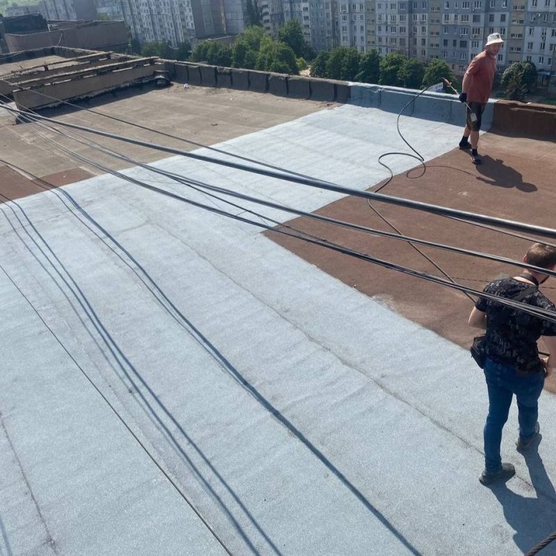 Приводим в порядок многоквартирный жилой фонд: специалисты единой управляющей компании подготавливают один из домов Алчевска к установке новых лифтов Приводим в порядок многоквартирный жилой фонд: специалисты единой управляющей компании подготавливают один из домов Алчевска к установке новых лифтов