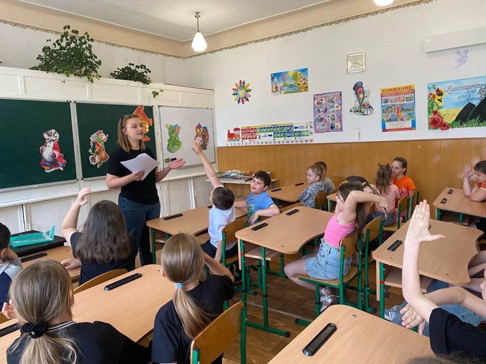 Лето — это время ярких красок, солнечного тепла и безграничного вдохновения! Лето — это время ярких красок, солнечного тепла и безграничного вдохновения!