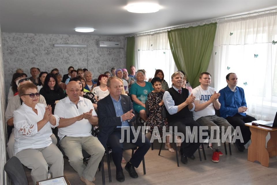 В Кировске состоялся торжественный концерт, приуроченный важному профессиональному празднику – Дню социального работника В Кировске состоялся торжественный концерт, приуроченный важному профессиональному празднику – Дню социального работника