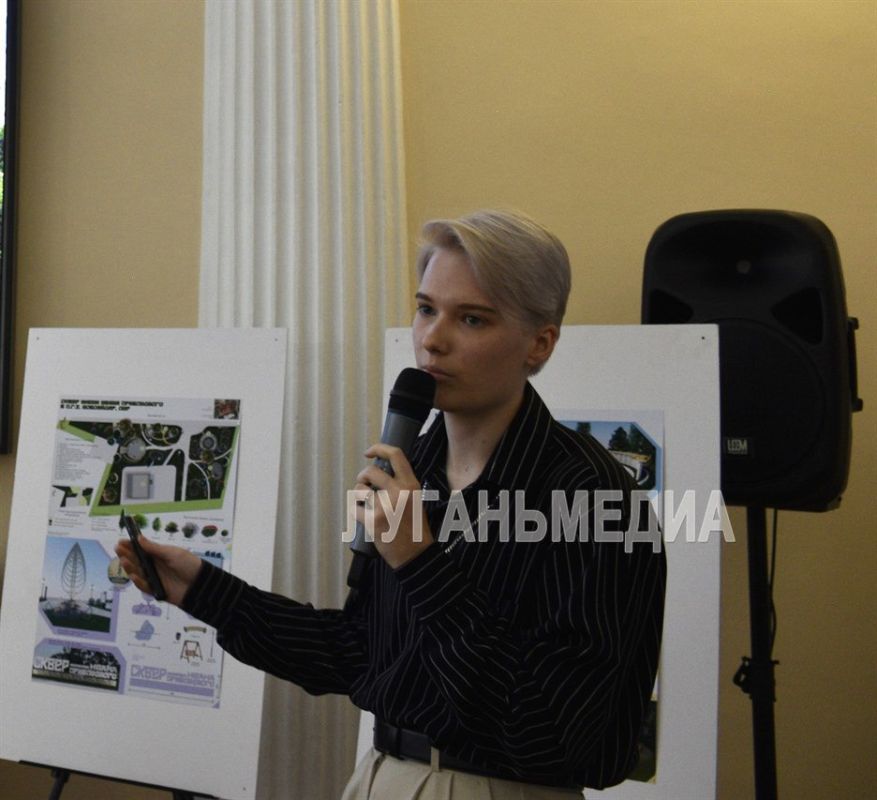 В академии имени Матусовского состоялось представление проектов «литературного парка» В академии имени Матусовского состоялось представление проектов «литературного парка»