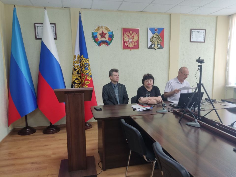 Представители управления архитектуры, градостроительства и земельных отношений, управления экономики и коммунальной собственности, юридического отдела Администрации городского округа приняли участие в совещании в... Представители управления архитектуры, градостроительства и земельных отношений, управления экономики и коммунальной собственности, юридического отдела Администрации городского округа приняли участие в совещании в...