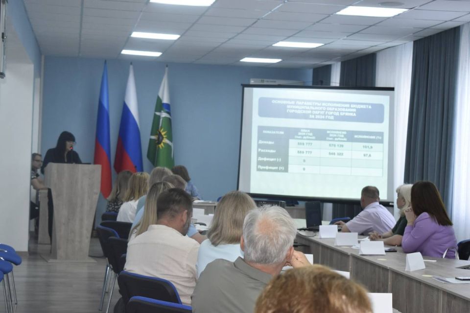 Состоялось XXXIII заседание Совета городского округа муниципальное образование городской округ город Брянка Луганской Народной Республики Состоялось XXXIII заседание Совета городского округа муниципальное образование городской округ город Брянка Луганской Народной Республики