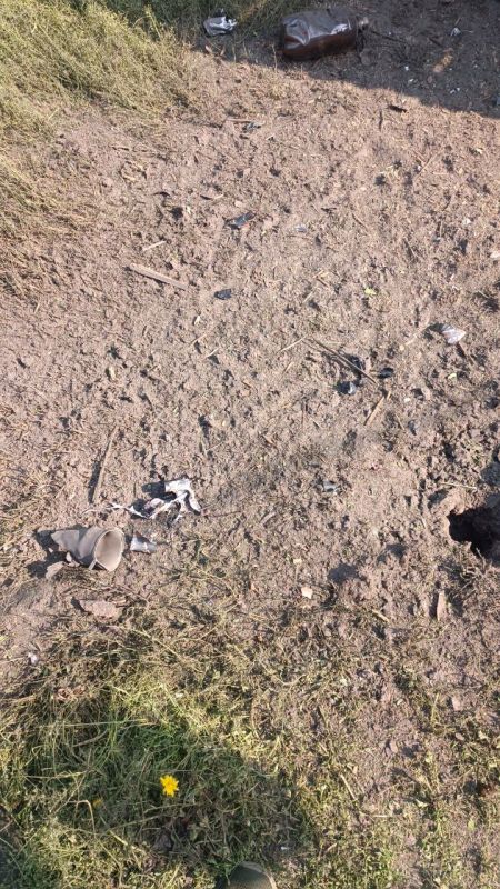 Записки ветерана: Вчера вечером террористы одного из подразделений БПЛА 3 ОШБр нанесли удар с использованием FPV-дрона по частному домовладению пгт Записки ветерана: Вчера вечером террористы одного из подразделений БПЛА 3 ОШБр нанесли удар с использованием FPV-дрона по частному домовладению пгт