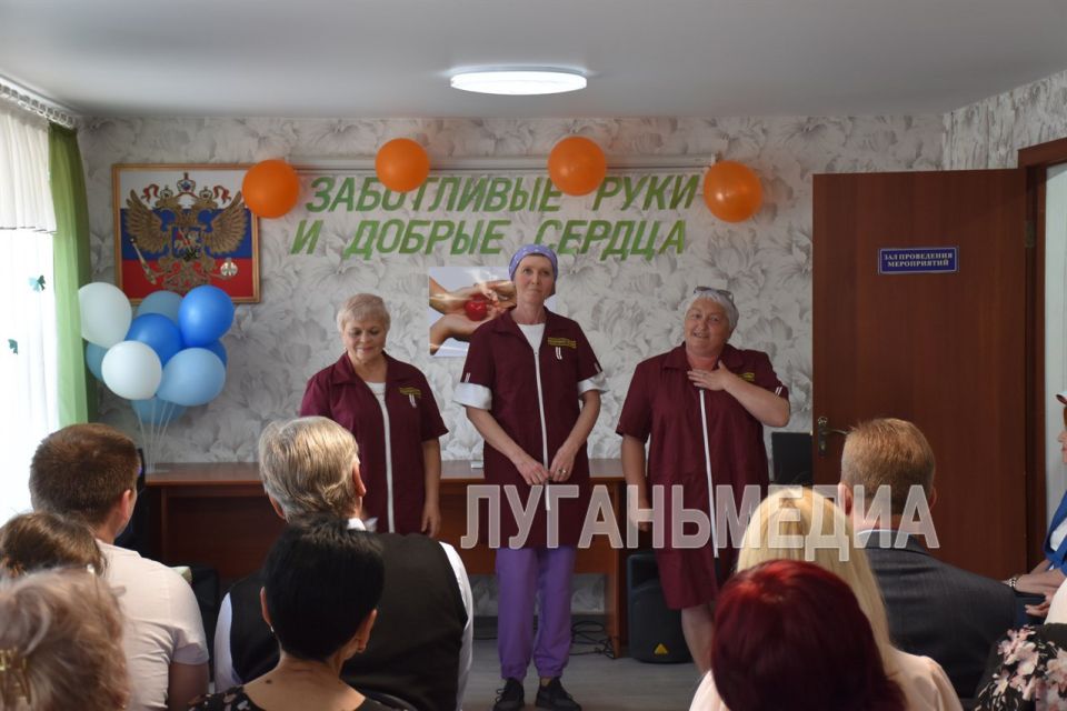 В Кировске состоялся торжественный концерт, приуроченный важному профессиональному празднику – Дню социального работника В Кировске состоялся торжественный концерт, приуроченный важному профессиональному празднику – Дню социального работника